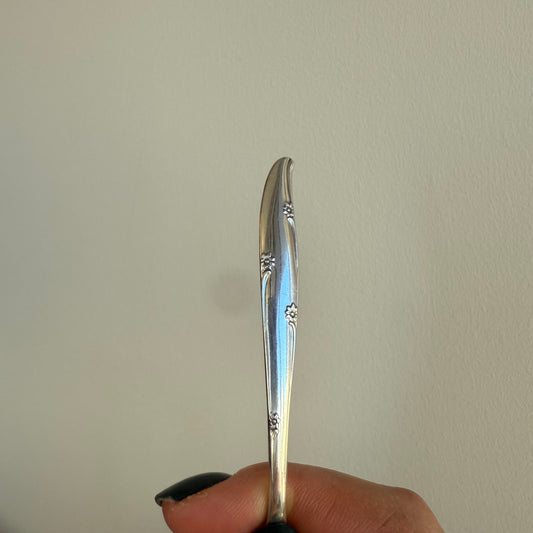 Silver-plated Teaspoon w flowers